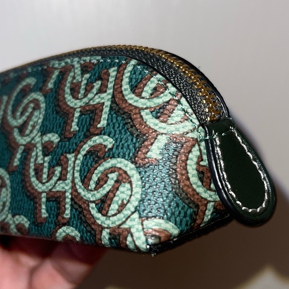 NWOT COACH Green and Brown MONOGRAM Patterned PENCIL PLUG Clutch CASE USB - Picture 4 of 7